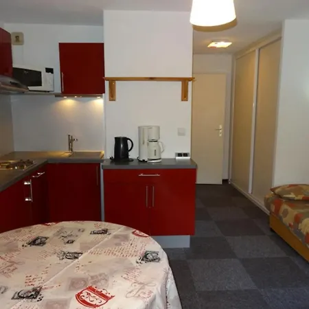 Apartament Aux Menuires, 4 Pers, Aux Pieds, Pied Des Pistes - Fr-1-178-101